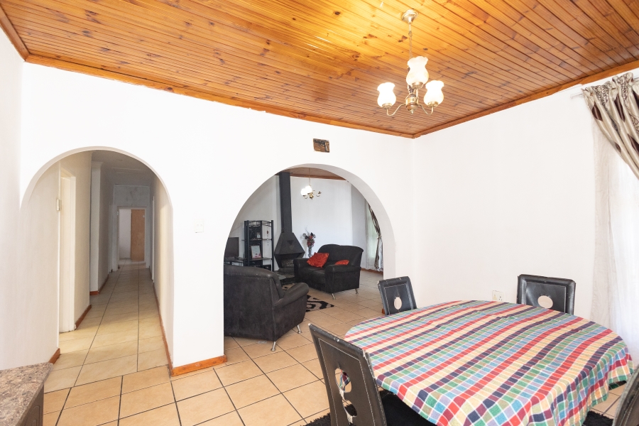 4 Bedroom Property for Sale in Ravensmead Western Cape